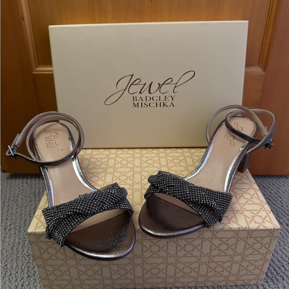Jewel Badgley Mischka Ansley Metallic Mesh Block Heels